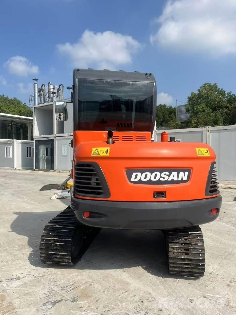 Doosan DX 60-9 C 履带挖掘机