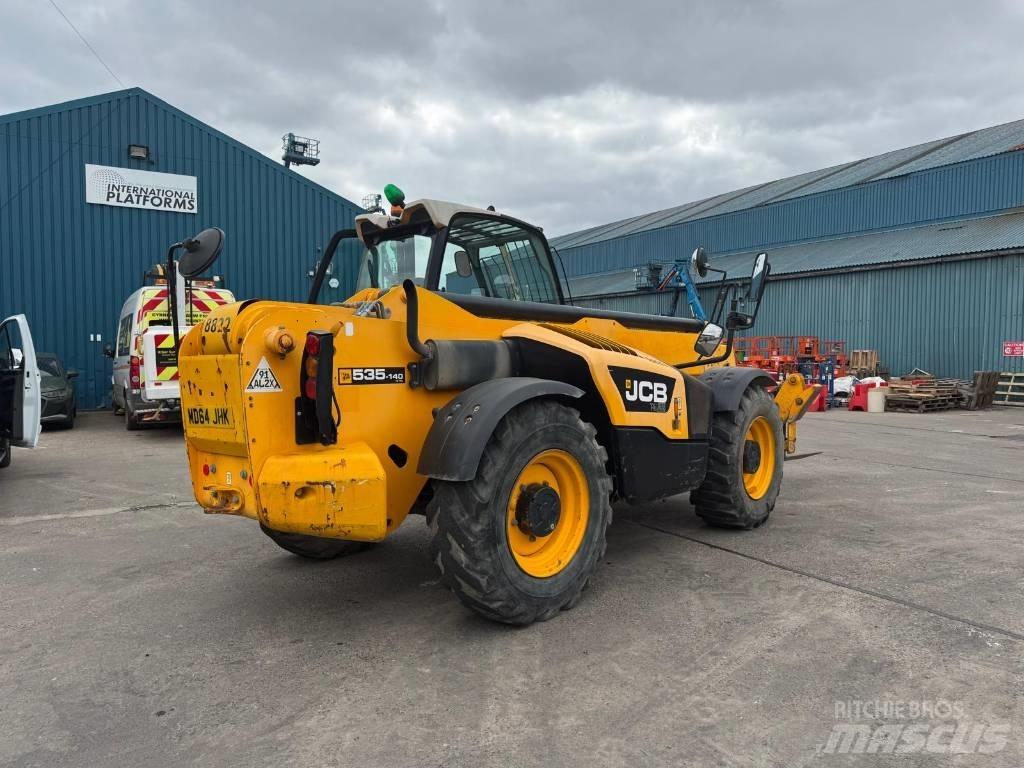 JCB 535-140 伸缩臂叉装车|叉装车