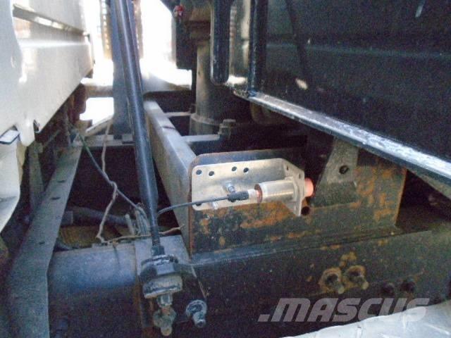 Volvo BM VHD 自卸式货车