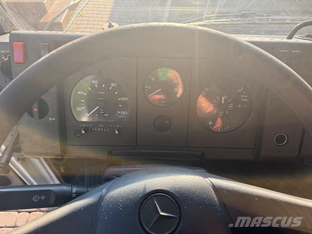 Mercedes-Benz 817 车载式高空作业车