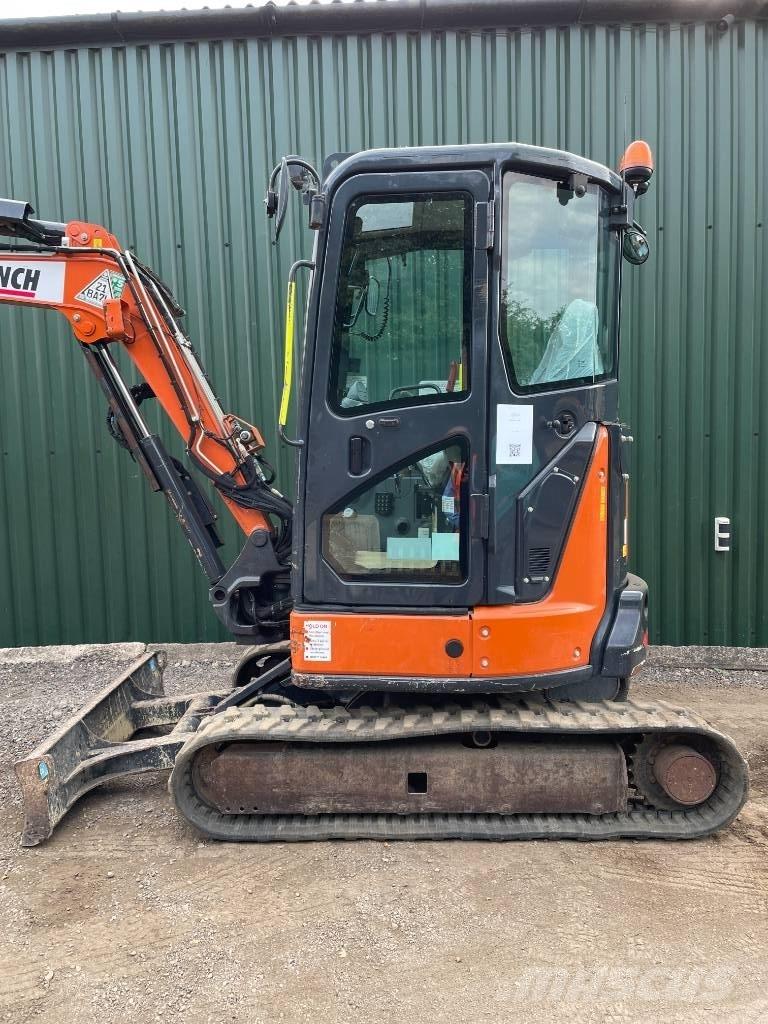 Hitachi ZX 33 U-6 小型挖掘机