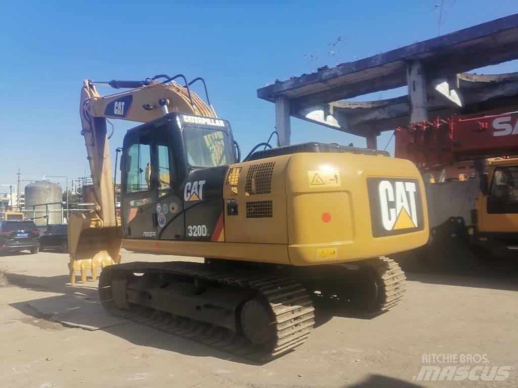CAT 320 D 履带挖掘机