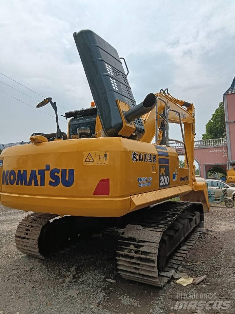 Komatsu PC 200-8 履带挖掘机