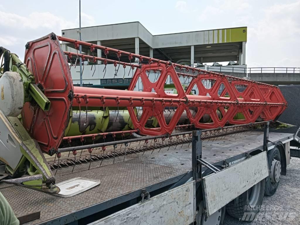 CLAAS C 600 联合收割机头