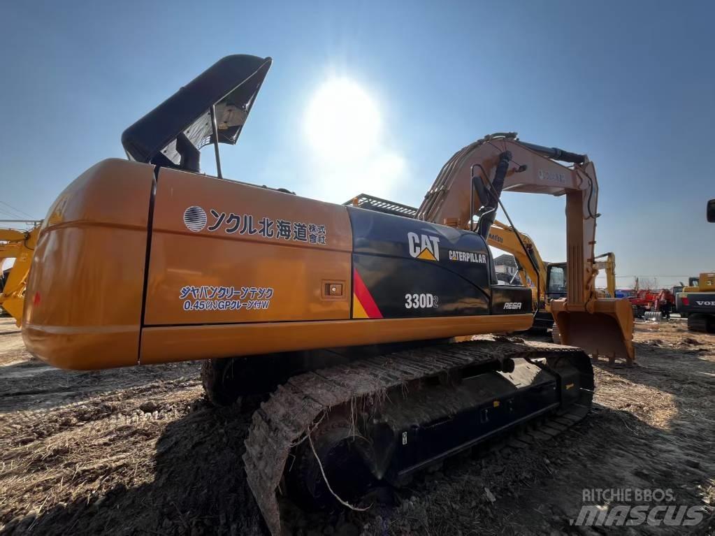 CAT CAT330D2 中型挖掘机