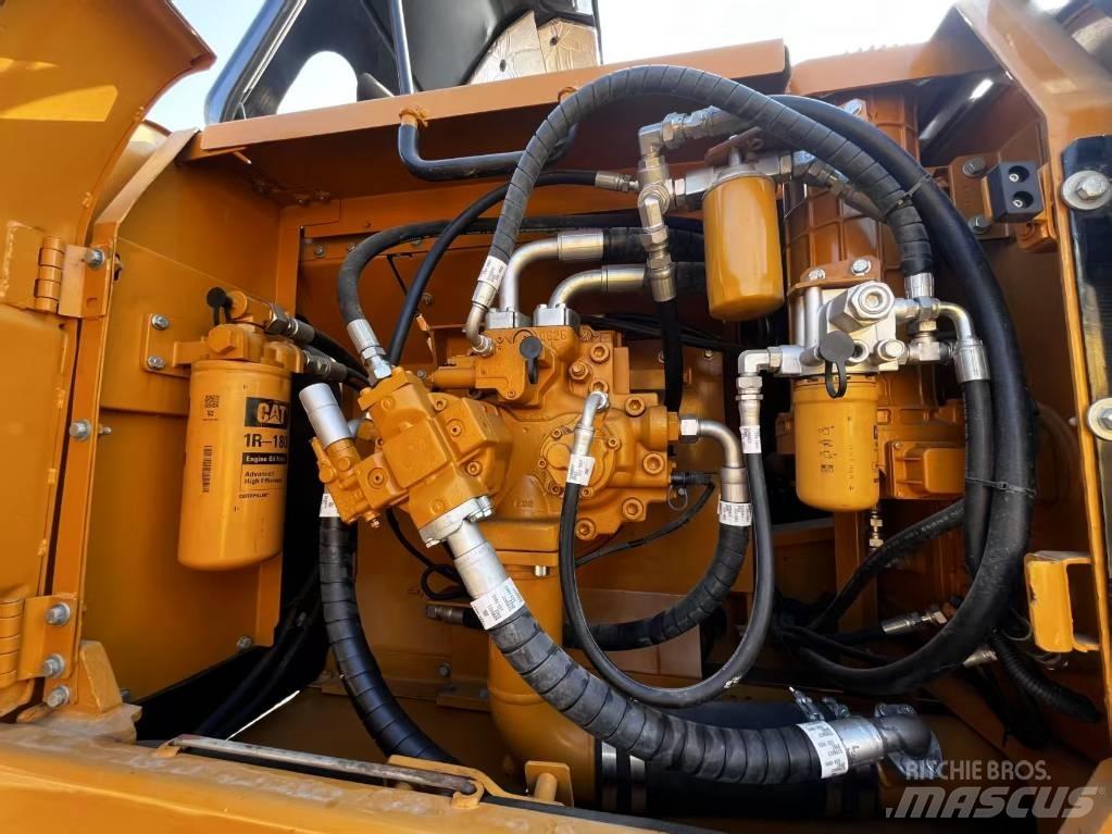 CAT CAT330D2 中型挖掘机