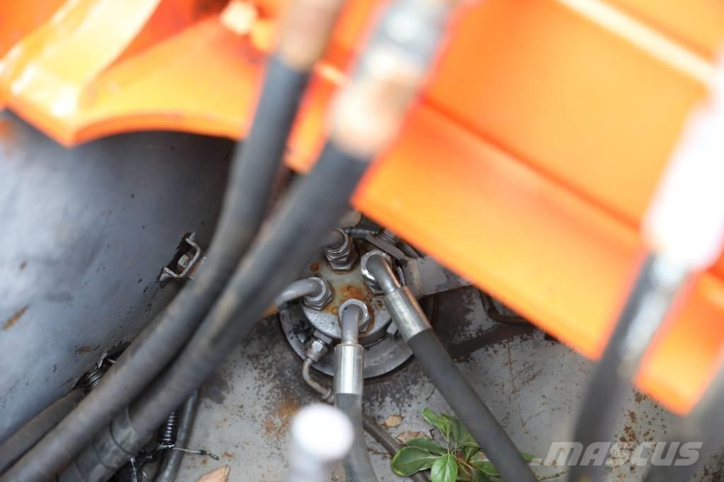 Hitachi ZX 120-6 履带挖掘机