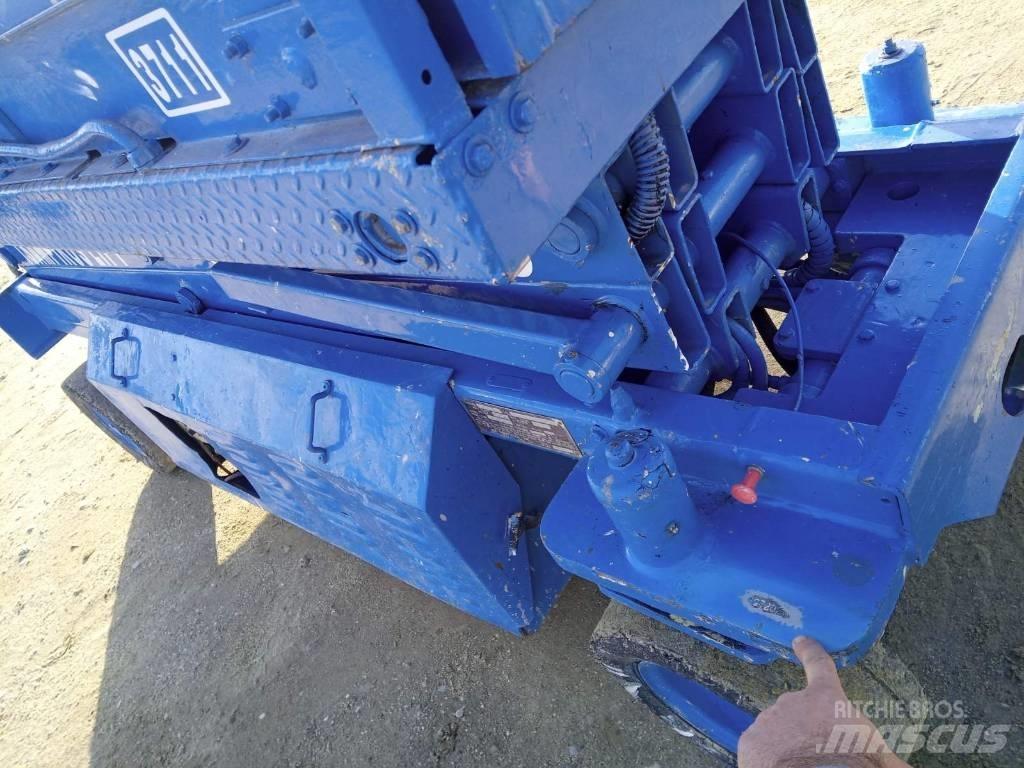 JLG 2033 COMMANDER 剪叉式升降机