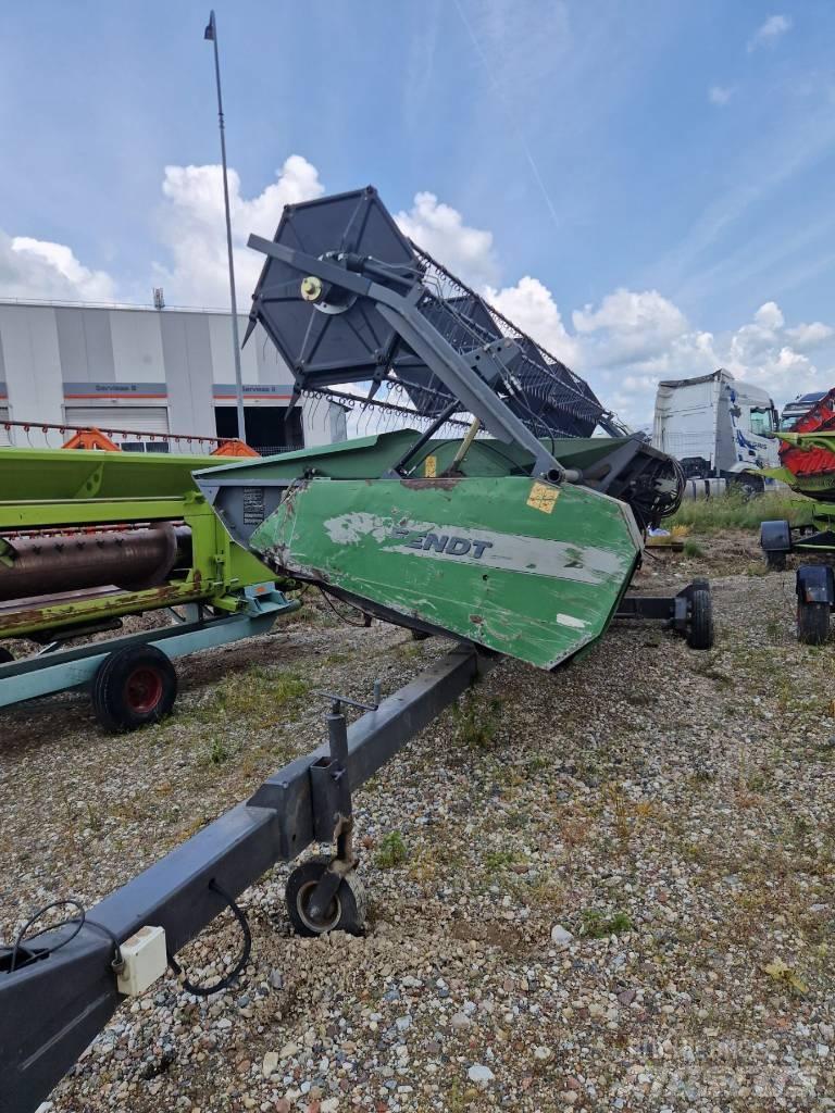 Fendt 8300 联合收割机