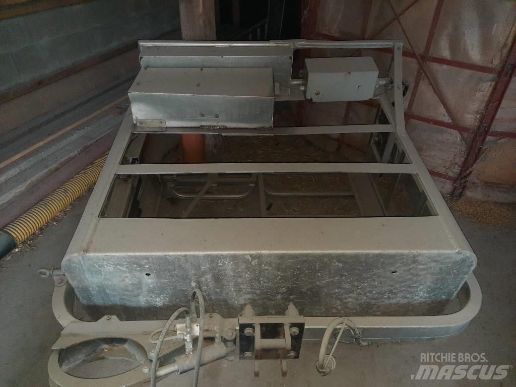 Huddig 1260 反铲装载机