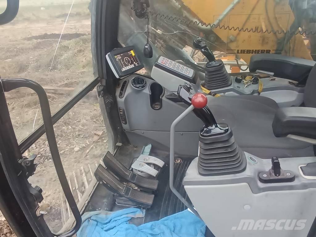 Liebherr R 918 NLC 履带挖掘机