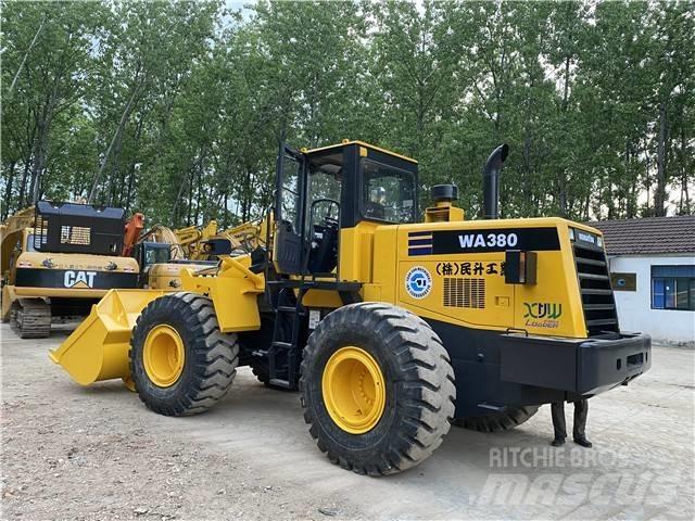 Komatsu WA380-3 反铲装载机