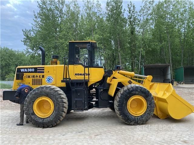 Komatsu WA380-3 反铲装载机