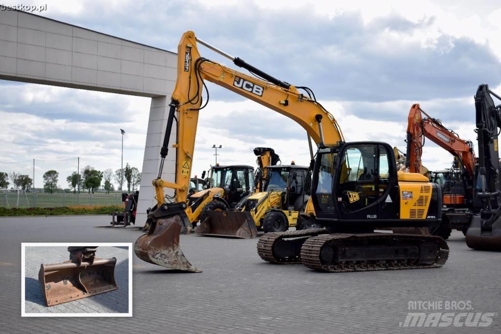JCB JS 131 LC 履带挖掘机
