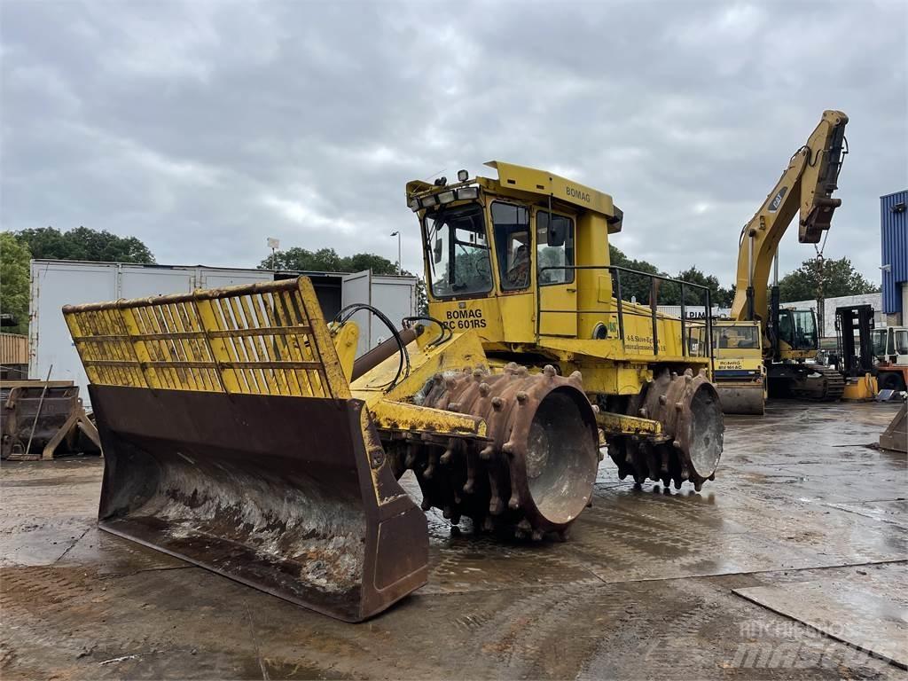Bomag bc 601 rs 垃圾压实机