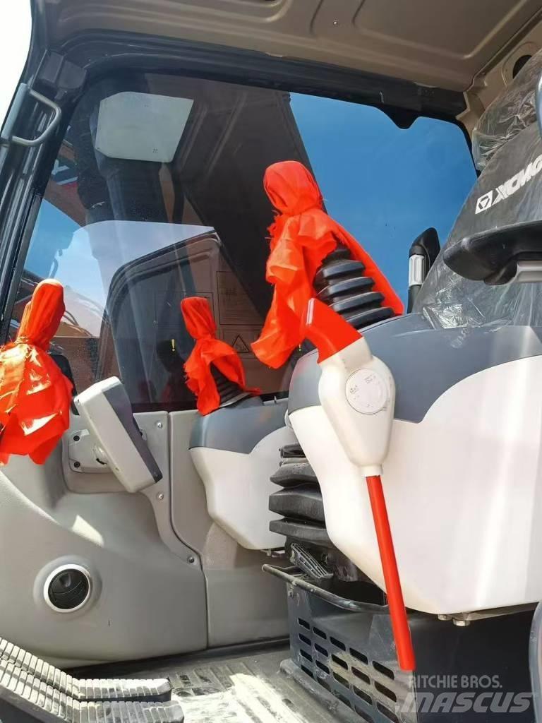XCMG XE 215 DA 履带挖掘机