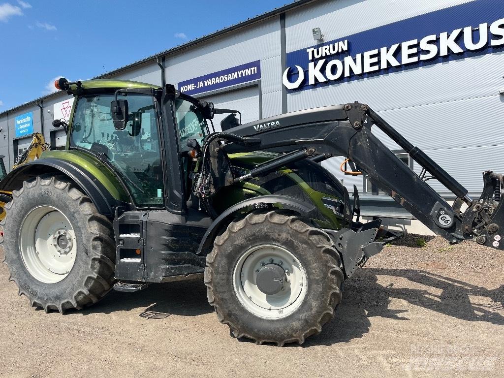 Valtra T 145 拖拉机/农用车