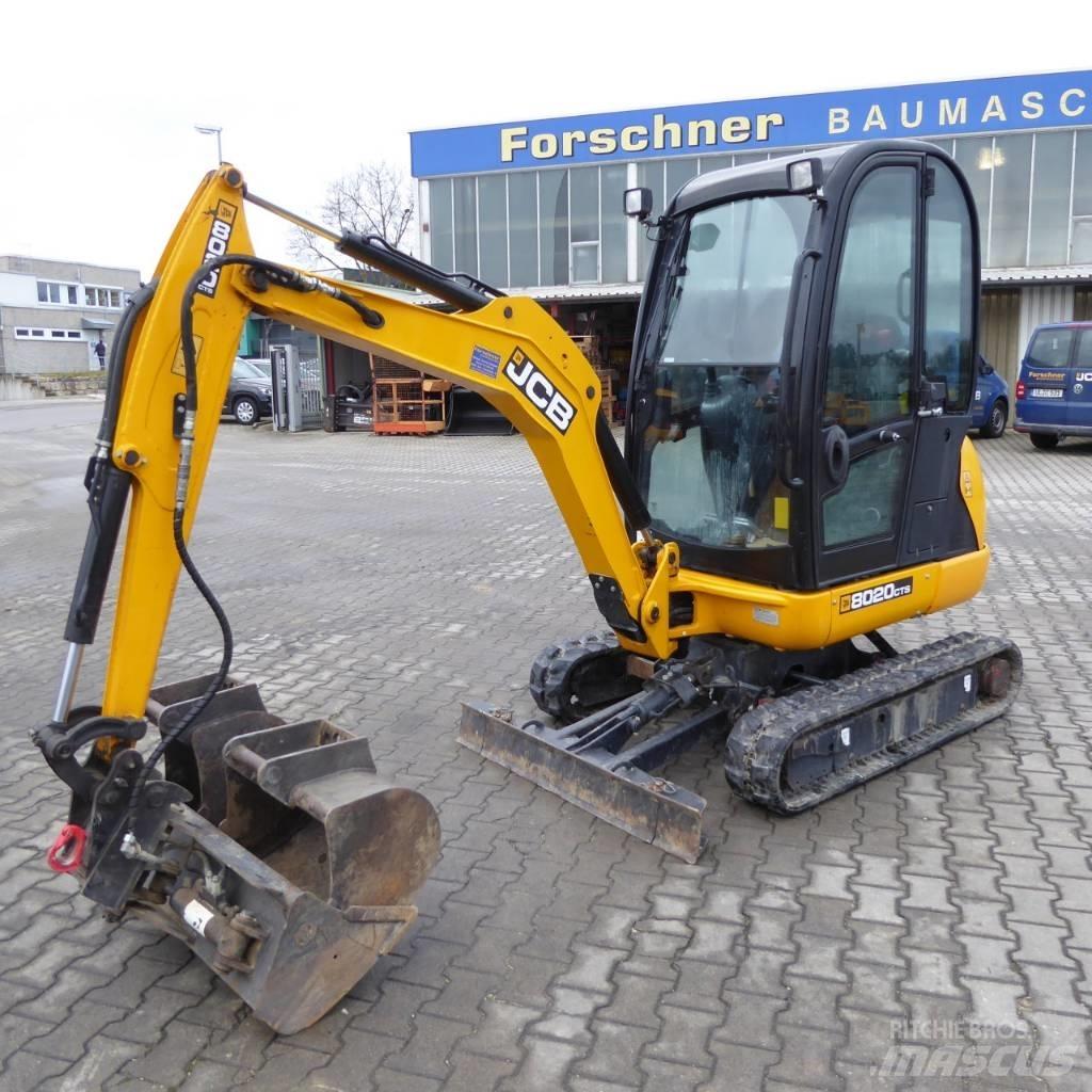 JCB 8020 CTS 小型挖掘机