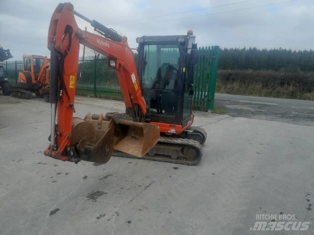 Kubota U 27-4 小型挖掘机