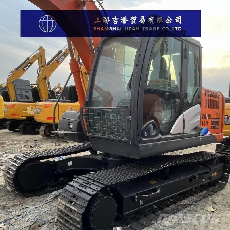 Hitachi ZX 130 履带挖掘机