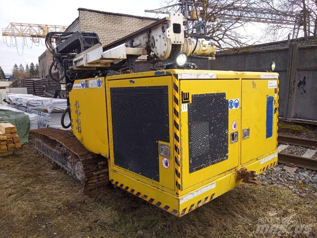Hütte HBR 502 钻机车