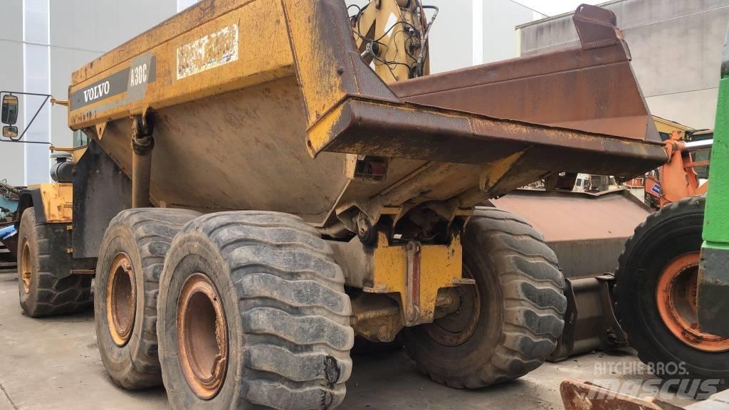 Volvo A 30 铰接式自卸车