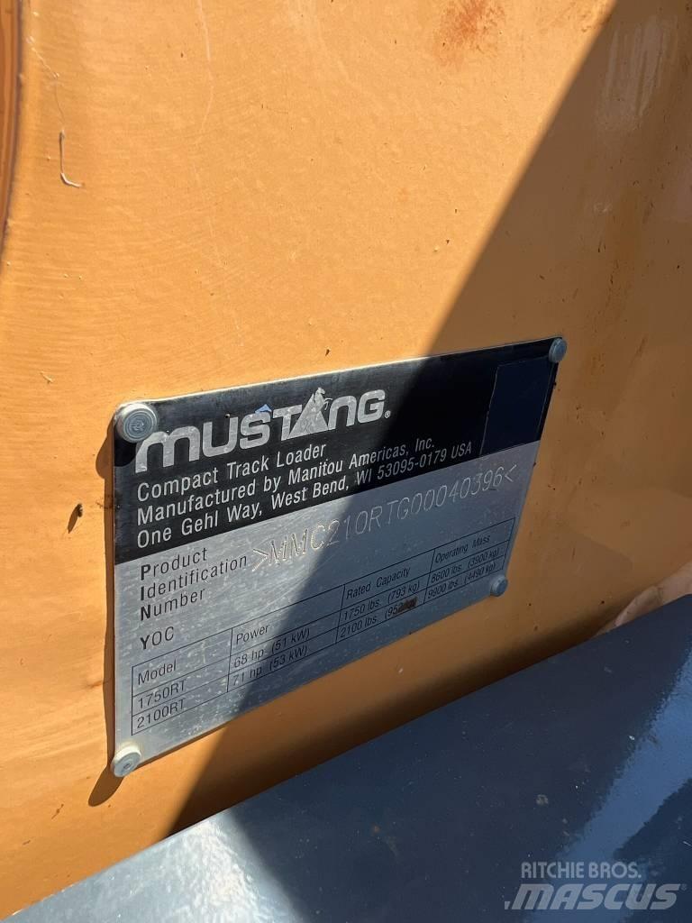 Mustang 2100RT 滑移装载机