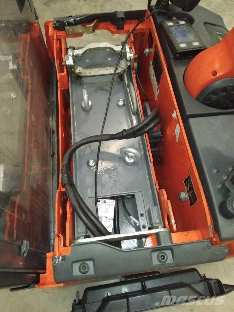 Linde L12AP 行走式堆垛机