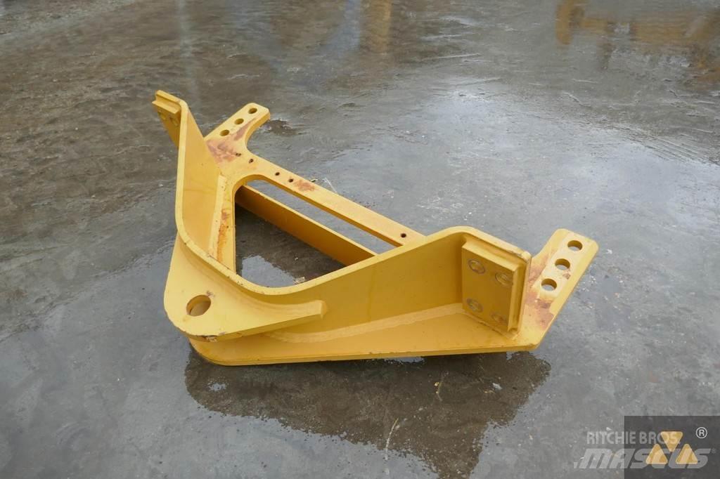CAT 140M3 Drawbar 运输工具-其他