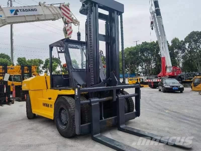 Komatsu FD 160 柴油叉车