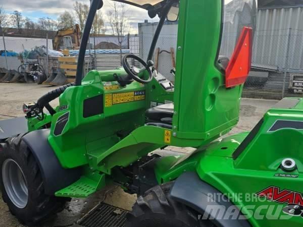 Avant 860 i 滑移装载机