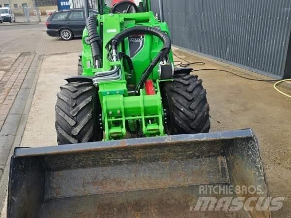 Avant 860 i 滑移装载机