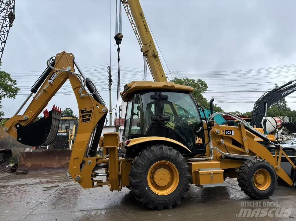 JCB 3 CX 反铲装载机