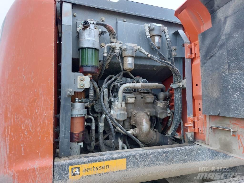Hitachi ZX170W-5B 轮式挖掘机
