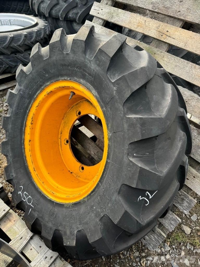 Michelin 14.5R20 轮胎、车轮、轮圈