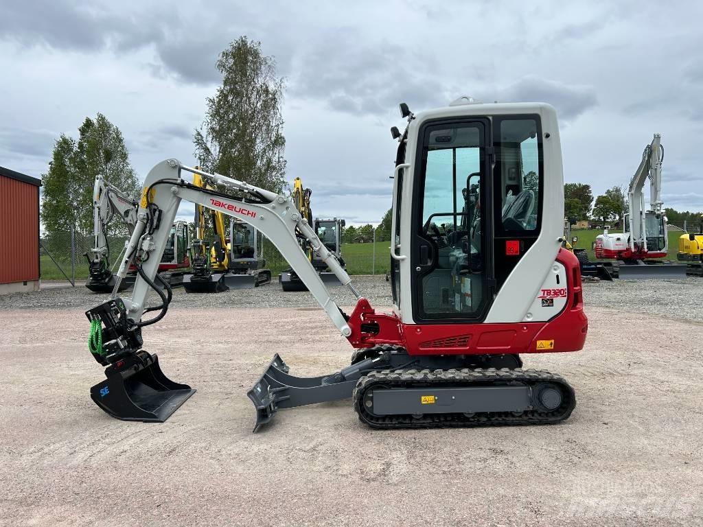 Takeuchi TB320 小型挖掘机