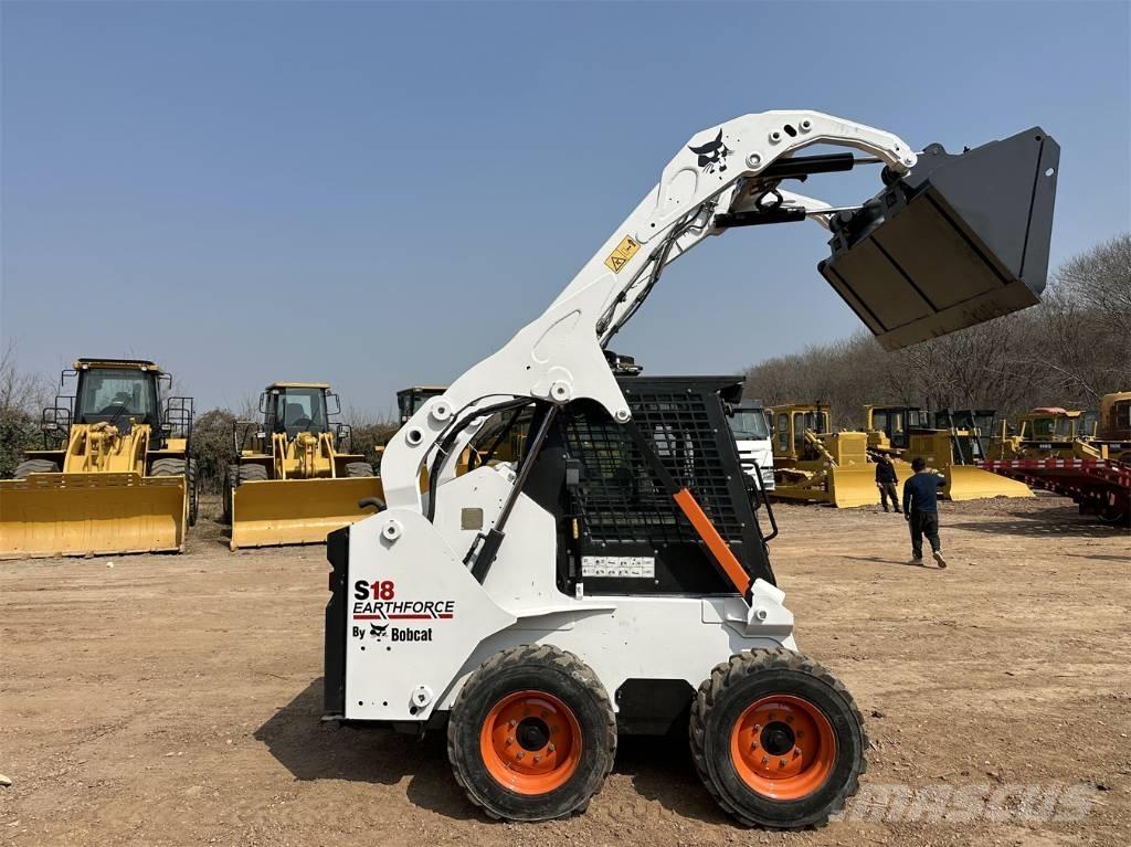 Bobcat S 18 滑移装载机