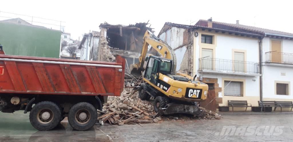 CAT M318d 轮式挖掘机