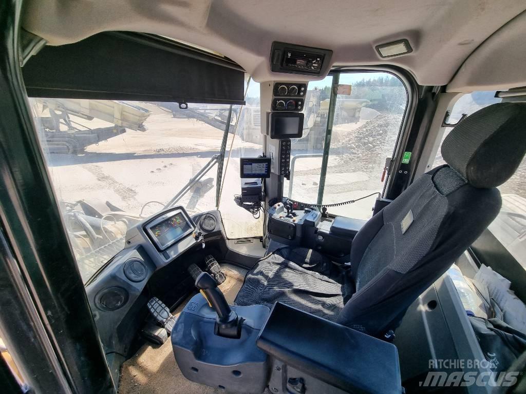 CAT 980M 轮式装载机