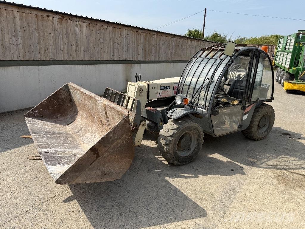 Terex 2506 伸缩臂叉装车|叉装车