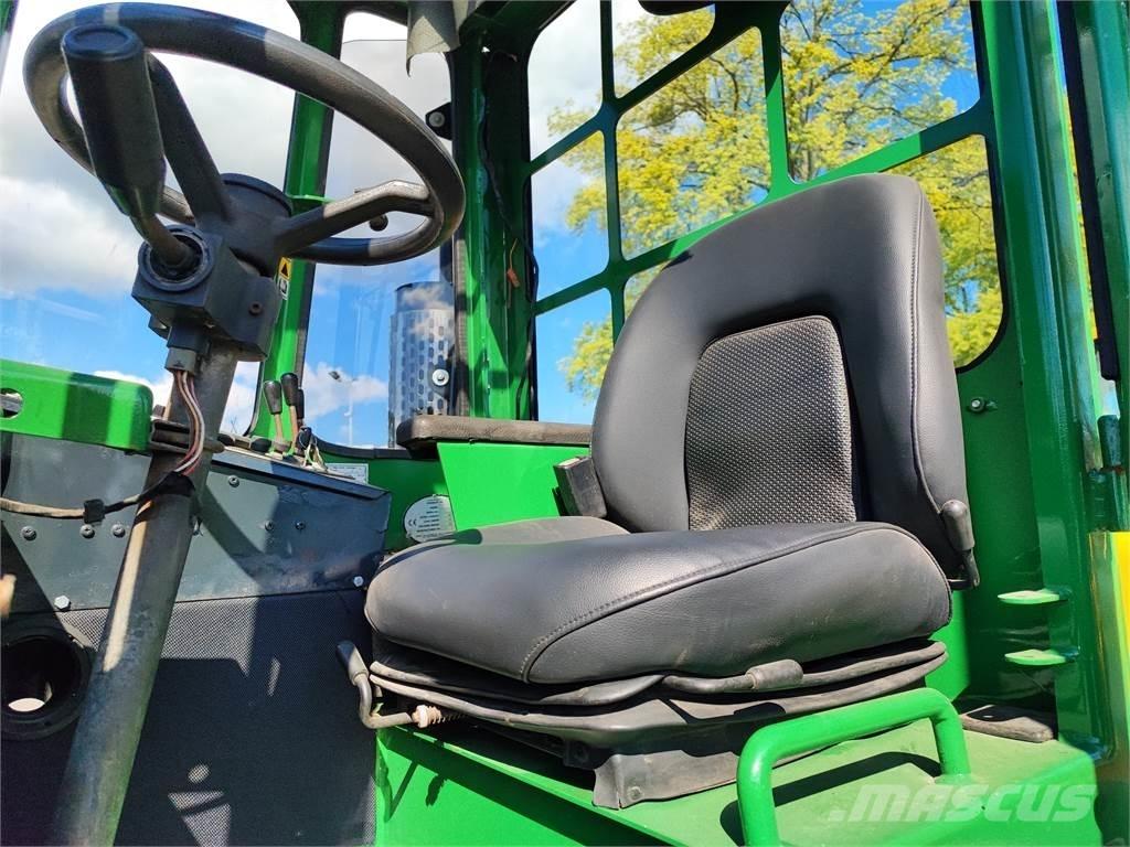 Combilift C4000 四轮前移式叉车