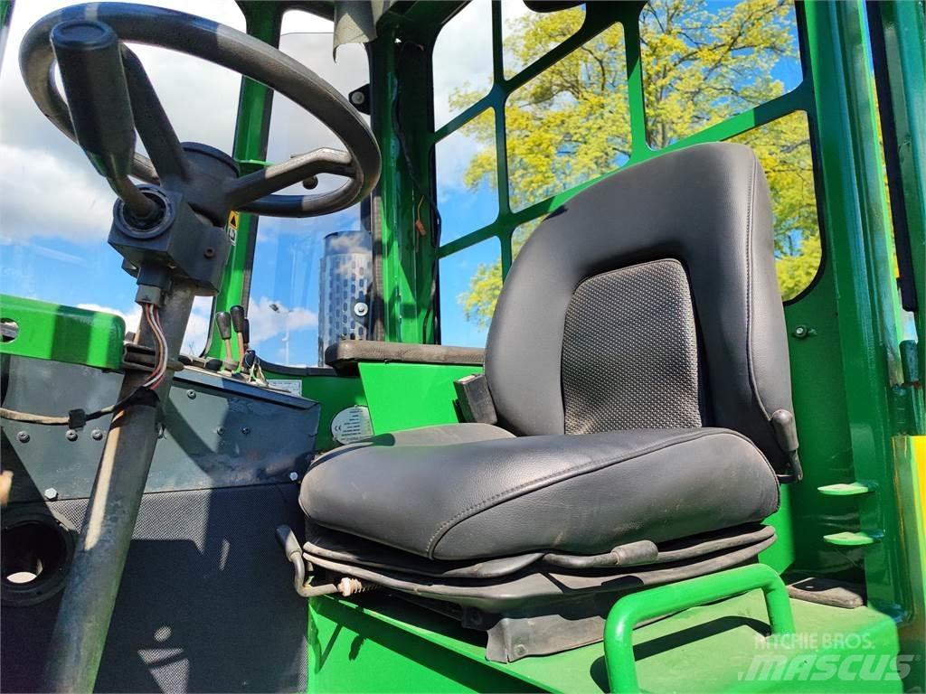 Combilift C4000 四轮前移式叉车