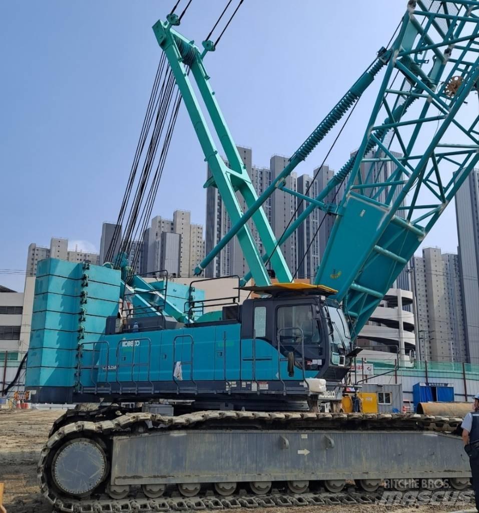 Kobelco CKS 2500 履带起重机