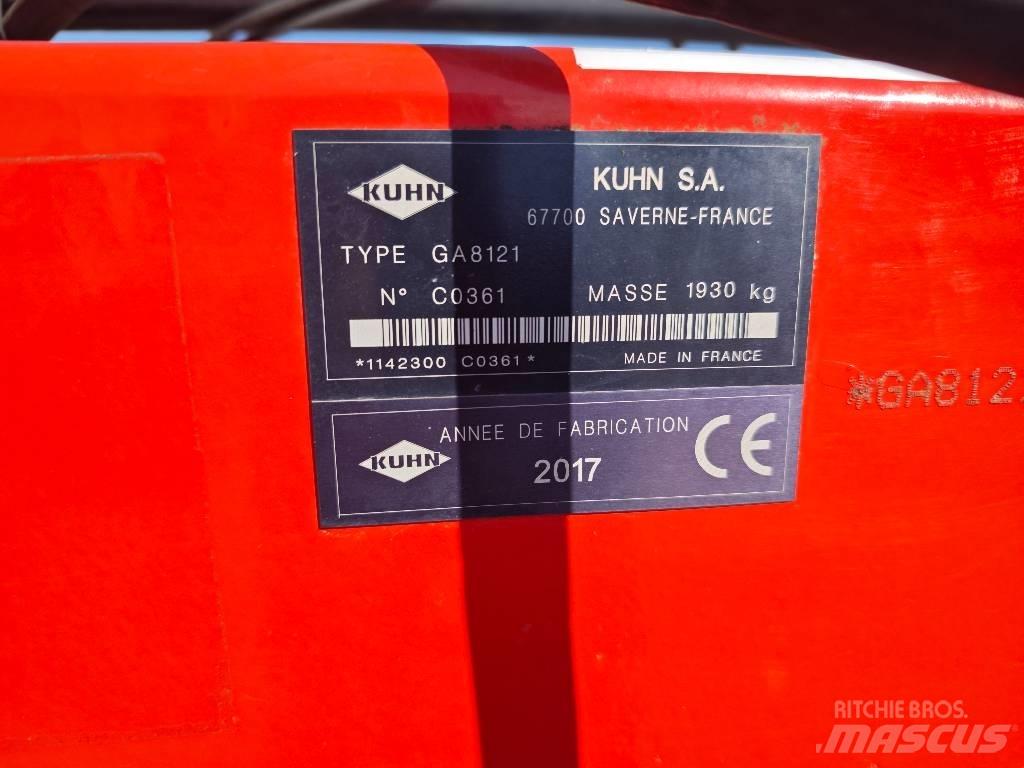 Kuhn GA 8121 料堆整形机