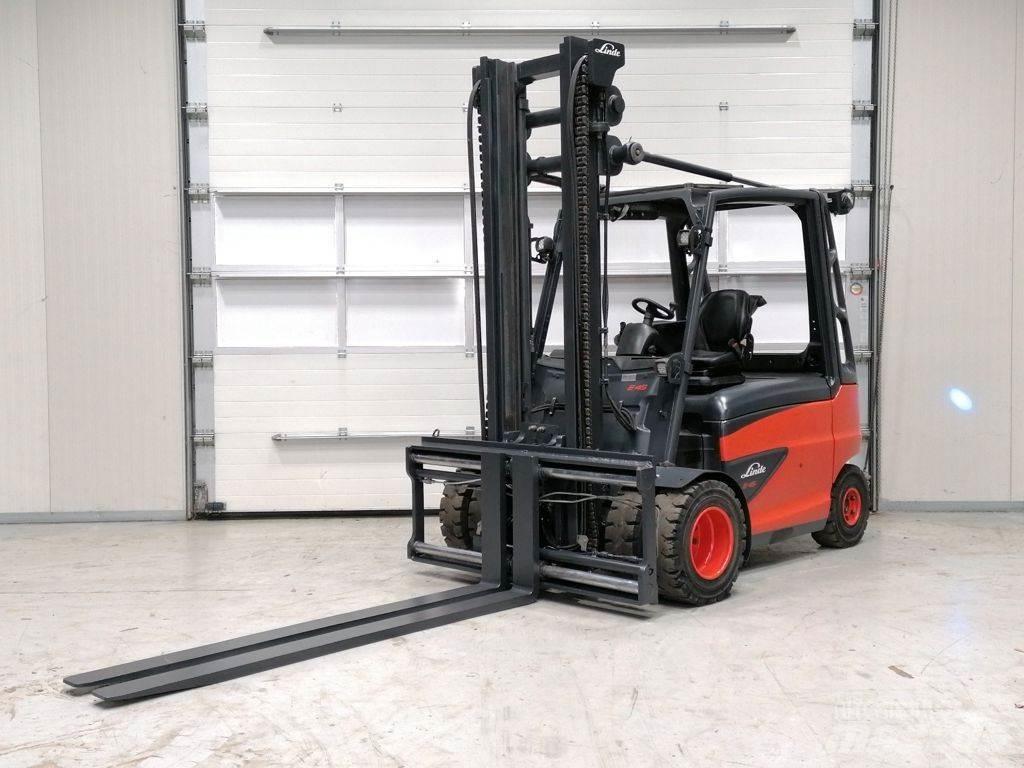 Linde E45HL/01-600 电动叉车
