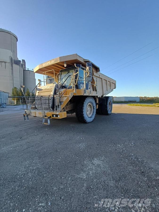 CAT 775F 刚性自卸车