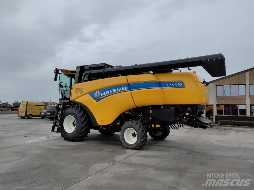 New Holland CH7.70 联合收割机