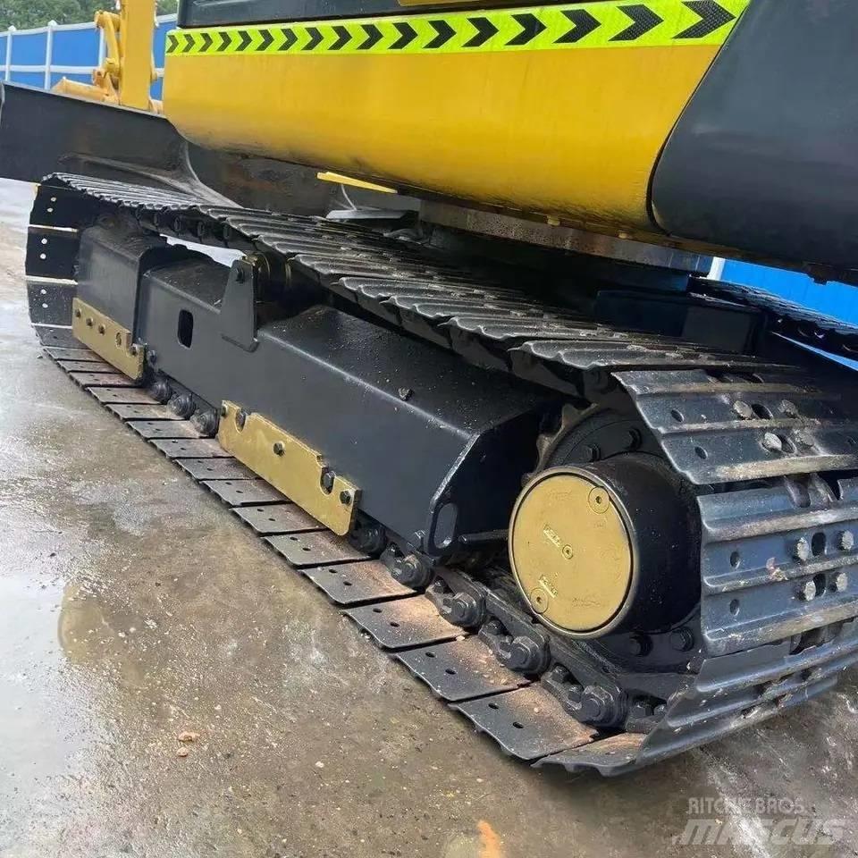 Komatsu PC56-7 履带挖掘机