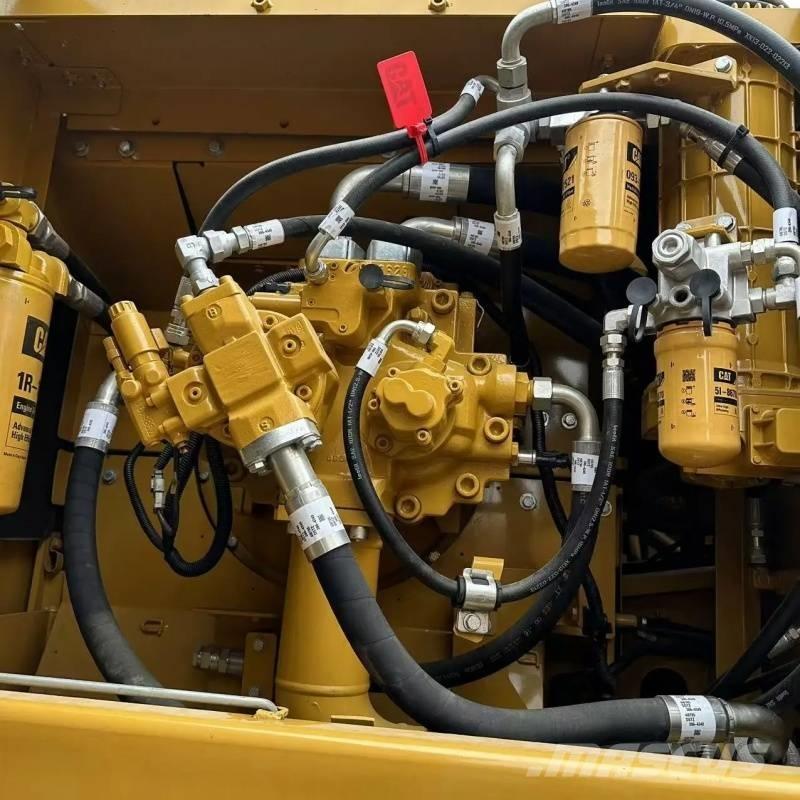 CAT 330 D 履带挖掘机