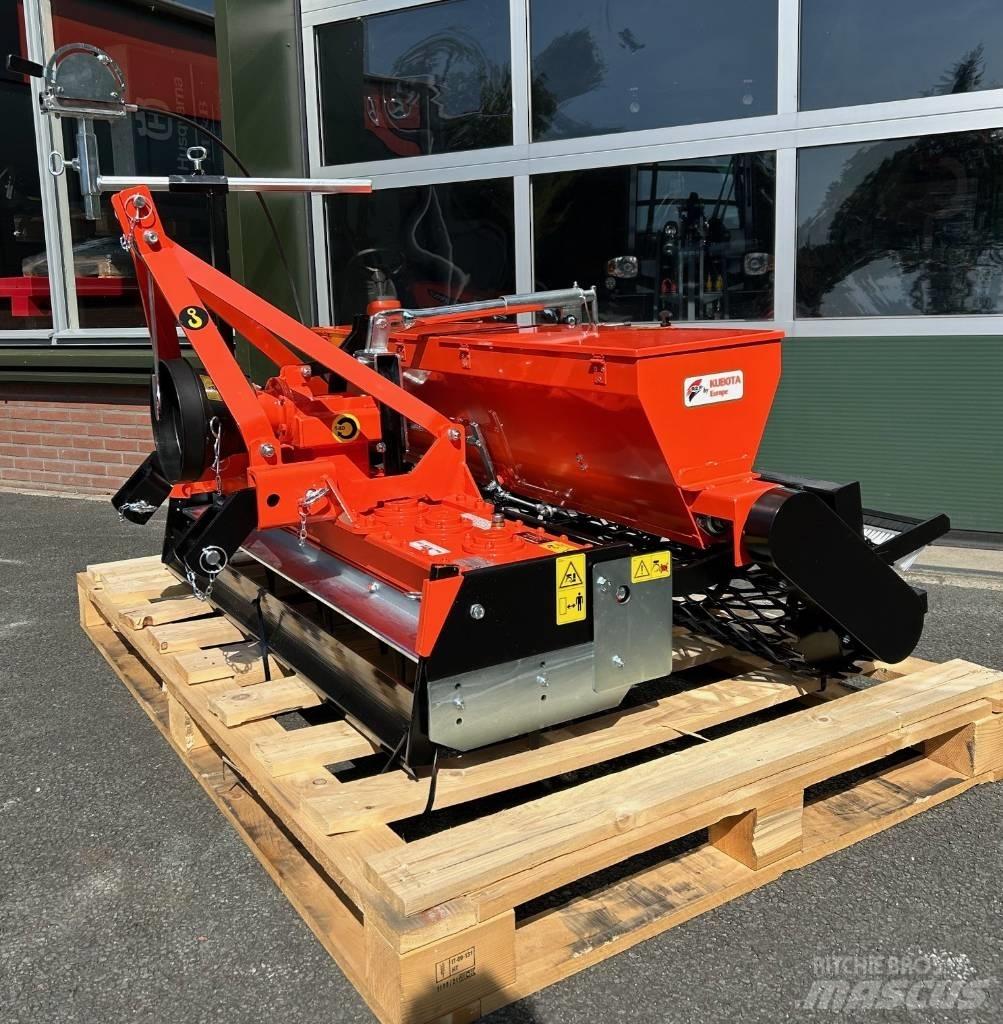 Kubota MTZ SM 150 压实曳引机附件